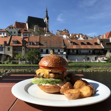 Kliknutím zvětšíte Plavba s večeří, VOROPLAVBA Radek Šťovíček