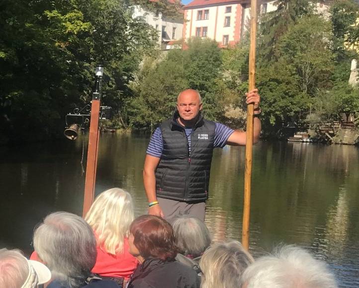 Svatováclavské plavby na vorech